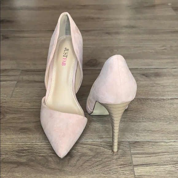 Pink Heels - Picture 3 of 6